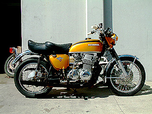 CB750K1